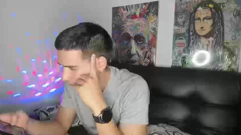 Snapshot of mike3xxx chatting on 09/24/25, 10:46 mike3xxx online show from 09/24/25, 10:46