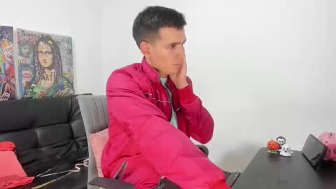 Snapshot of mike3xxx chatting on 12/13/25, 11:54 mike3xxx online show from 12/13/25, 11:54