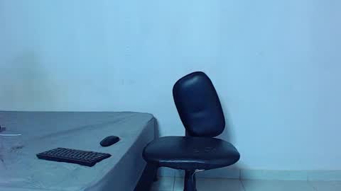 Mike IMDEPENDIENT MODEL online show from 04/24/26, 02:14