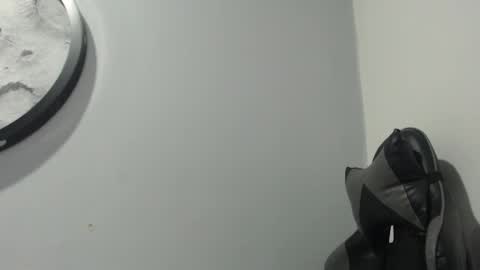 Snapshot of mike_256 chatting on 02/12/26, 11:16 Mike online show from 02/12/26, 11:16