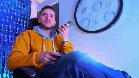 Snapshot of mike_256 chatting on 02/28/26, 11:55 Mike online show from 02/28/26, 11:55