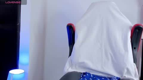 Snapshot of mike__tylor01 chatting on 12/04/25, 05:10 Mike Tylor online show from 12/04/25, 05:10