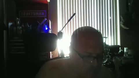 Snapshot of mike_allen4 chatting on 04/08/26, 05:57 mike_allen4 online show from 04/08/26, 05:57