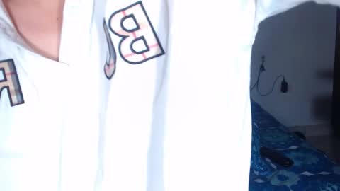 Snapshot of mike_and_bella_ chatting on 09/15/25, 11:38 bella online show from 09/15/25, 11:38