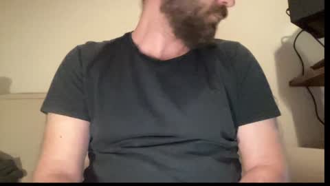 Snapshot of mike_berlin1 chatting on 12/11/24, 08:39 MIke online show from 12/11/24, 08:39