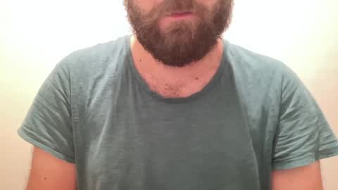 Snapshot of mike_berlin1 chatting on 02/16/25, 11:37 MIke online show from 02/16/25, 11:37