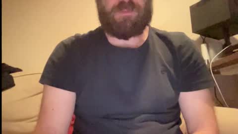 Snapshot of mike_berlin1 chatting on 10/07/25, 09:28 MIke online show from 10/07/25, 09:28