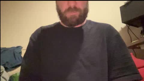 Snapshot of mike_berlin1 chatting on 11/08/25, 06:40 MIke online show from 11/08/25, 06:40