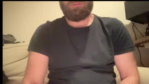 Snapshot of mike_berlin1 chatting on 11/22/25, 09:14 MIke online show from 11/22/25, 09:14