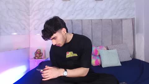 Mike online show from 01/06/25, 09:43