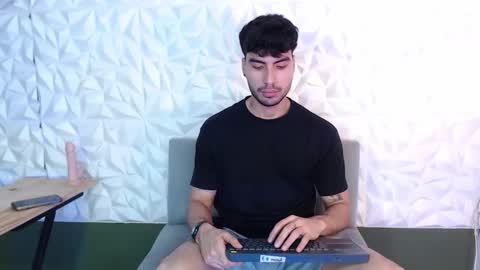 Mike online show from 01/10/25, 05:45