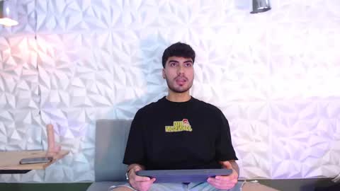 Mike online show from 01/18/25, 06:10