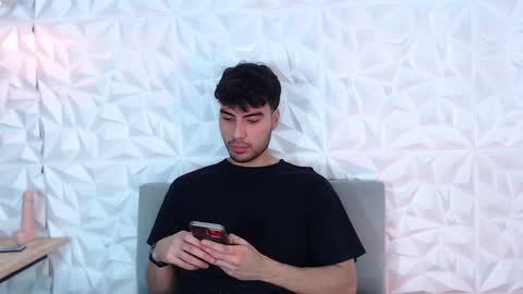 Mike online show from 01/21/25, 06:23