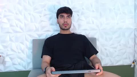 Mike online show from 01/22/25, 09:43