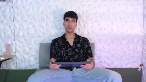 Mike online show from 01/28/25, 06:39