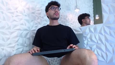 Mike online show from 02/10/25, 05:41