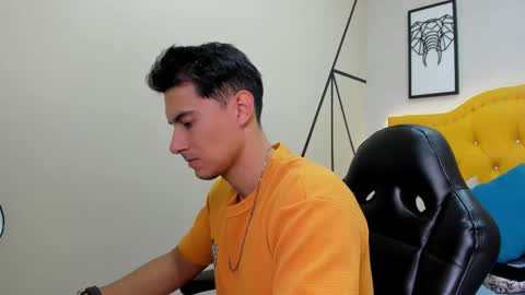 Snapshot of mike_conors chatting on 02/19/26, 02:07 Mike online show from 02/19/26, 02:07