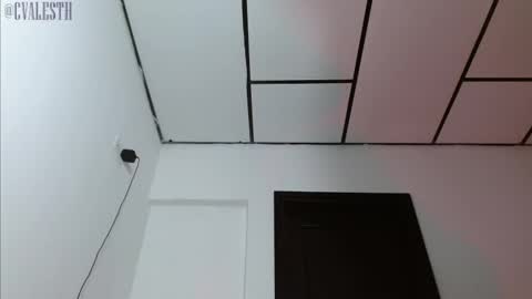 mike_d1030 online show from 02/12/25, 07:02