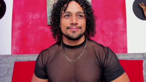   online show from 01/08/25, 02:25