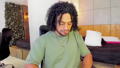   online show from 03/04/25, 07:19