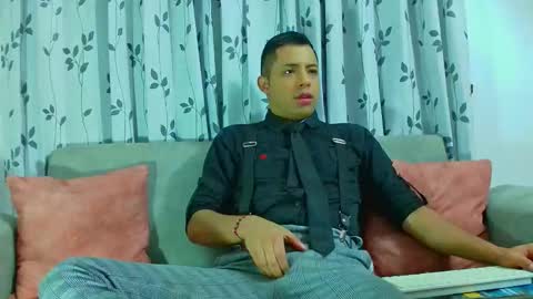 mike_fetiche online show from 11/20/25, 06:46