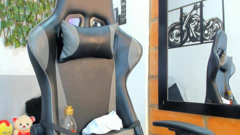 mike kilian1 online show from 02/13/25, 02:09