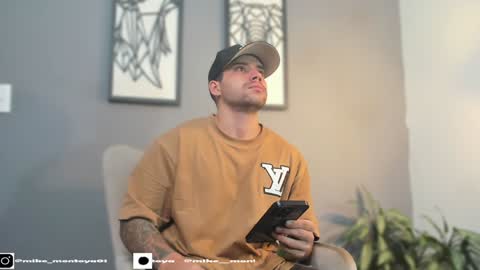 Mike Montoya online show from 02/02/25, 02:17