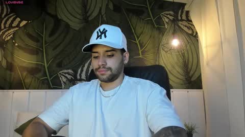 Mike Montoya online show from 09/20/25, 04:02