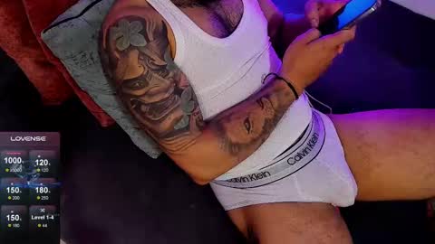 Snapshot of mike_mullerr chatting on 10/14/25, 10:54 Limited offer 80 off for 31 days online show from 10/14/25, 10:54