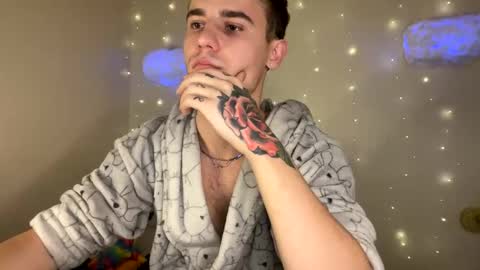 Mike online show from 01/11/25, 01:22