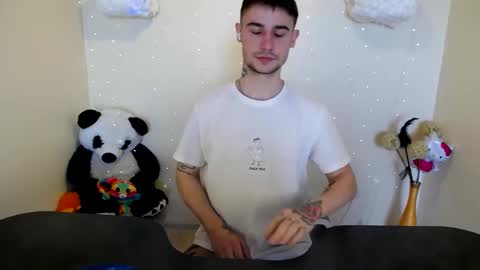 Mike online show from 02/09/25, 08:44