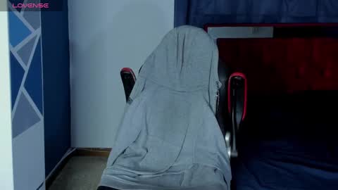 Snapshot of mike_shelby21 chatting on 03/05/25, 09:05 mike_shelby21 online show from 03/05/25, 09:05