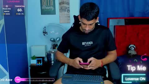 Snapshot of mike_shelby21 chatting on 09/18/25, 01:18 mike_shelby21 online show from 09/18/25, 01:18