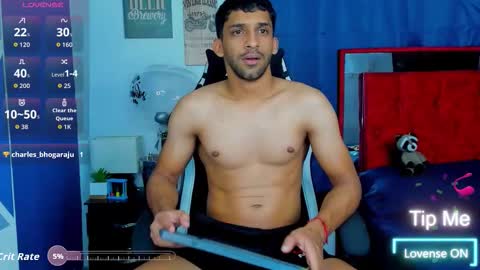 Snapshot of mike_shelby21 chatting on 09/19/25, 01:18 mike_shelby21 online show from 09/19/25, 01:18