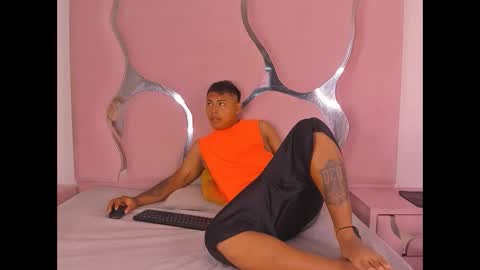 mikeandmoonasm online show from 10/21/25, 12:28