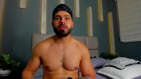 Snapshot of mikeblare chatting on 12/29/24, 10:36 Mike Blare online show from 12/29/24, 10:36