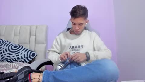 mikebradley15 online show from 02/09/26, 02:04