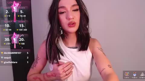 ZARA BLARE online show from 02/21/25, 11:54