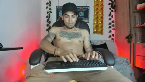 Snapshot of mikee_scooth chatting on 01/12/25, 10:12 mikee_scooth online show from 01/12/25, 10:12