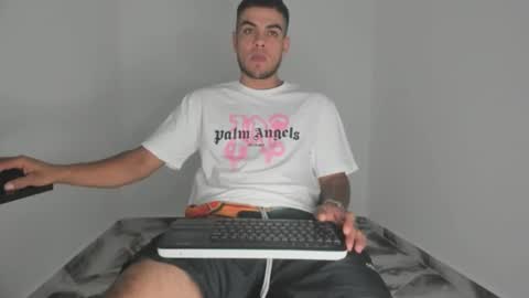 Snapshot of mikee_scooth chatting on 11/17/25, 05:52 mikee_scooth online show from 11/17/25, 05:52