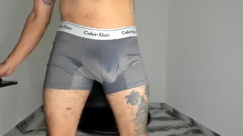 Snapshot of mikee_scooth chatting on 12/22/25, 07:33 mikee_scooth online show from 12/22/25, 07:33