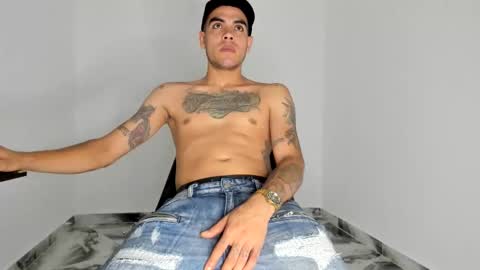 mikee_scooth online show from 03/22/26, 07:28