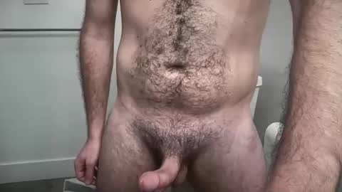 Snapshot of mikeedee2 chatting on 12/19/25, 05:20 mikeedee2 online show from 12/19/25, 05:20