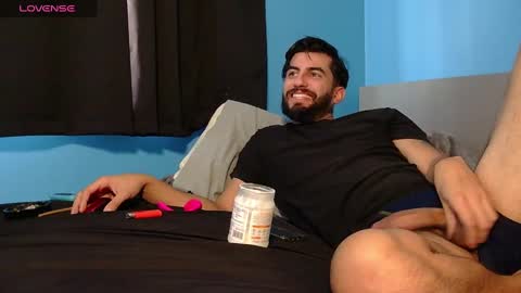 mikehawk1589 online show from 01/14/25, 06:49