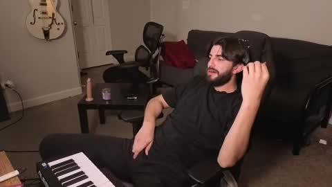 mikehawk1589 online show from 03/03/26, 08:31