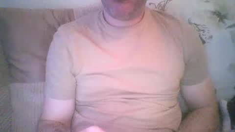 Snapshot of mikehockishuge9 chatting on 01/12/25, 04:18 mikehockishuge9 online show from 01/12/25, 04:18