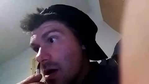 Snapshot of mikemike11k chatting on 02/24/25, 07:11 mikemike11k online show from 02/24/25, 07:11