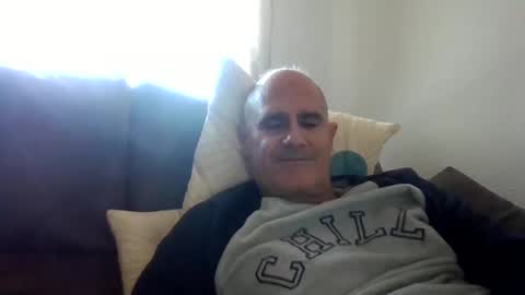 Snapshot of mikereef chatting on 12/22/24, 03:11 mikereef online show from 12/22/24, 03:11