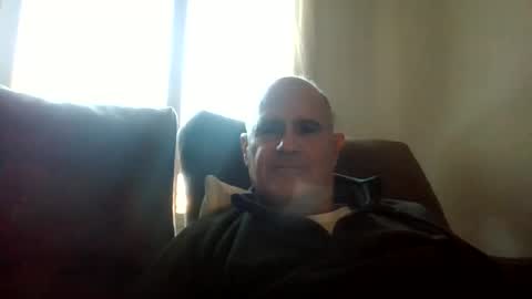 Snapshot of mikereef chatting on 01/14/25, 04:40 mikereef online show from 01/14/25, 04:40
