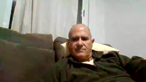 Snapshot of mikereef chatting on 02/19/25, 10:53 mikereef online show from 02/19/25, 10:53